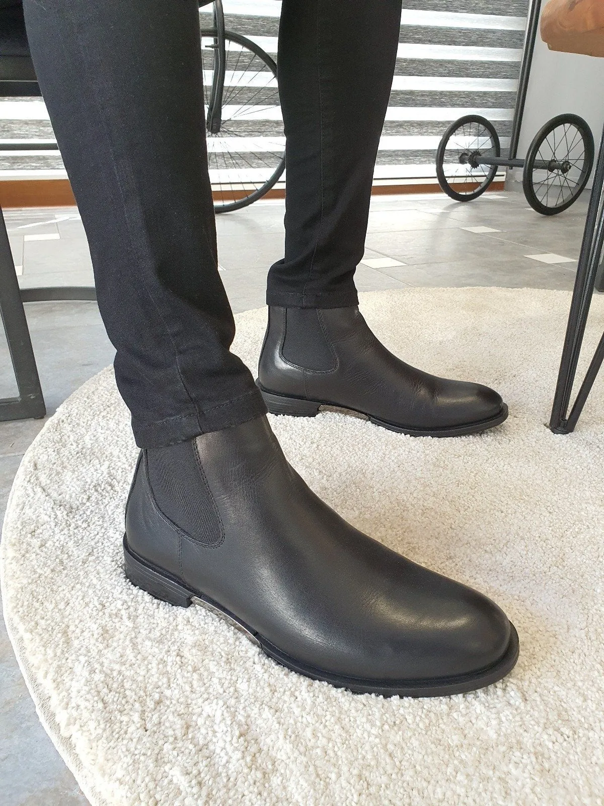 Bojo Genuine Leather Black Boots Shoes