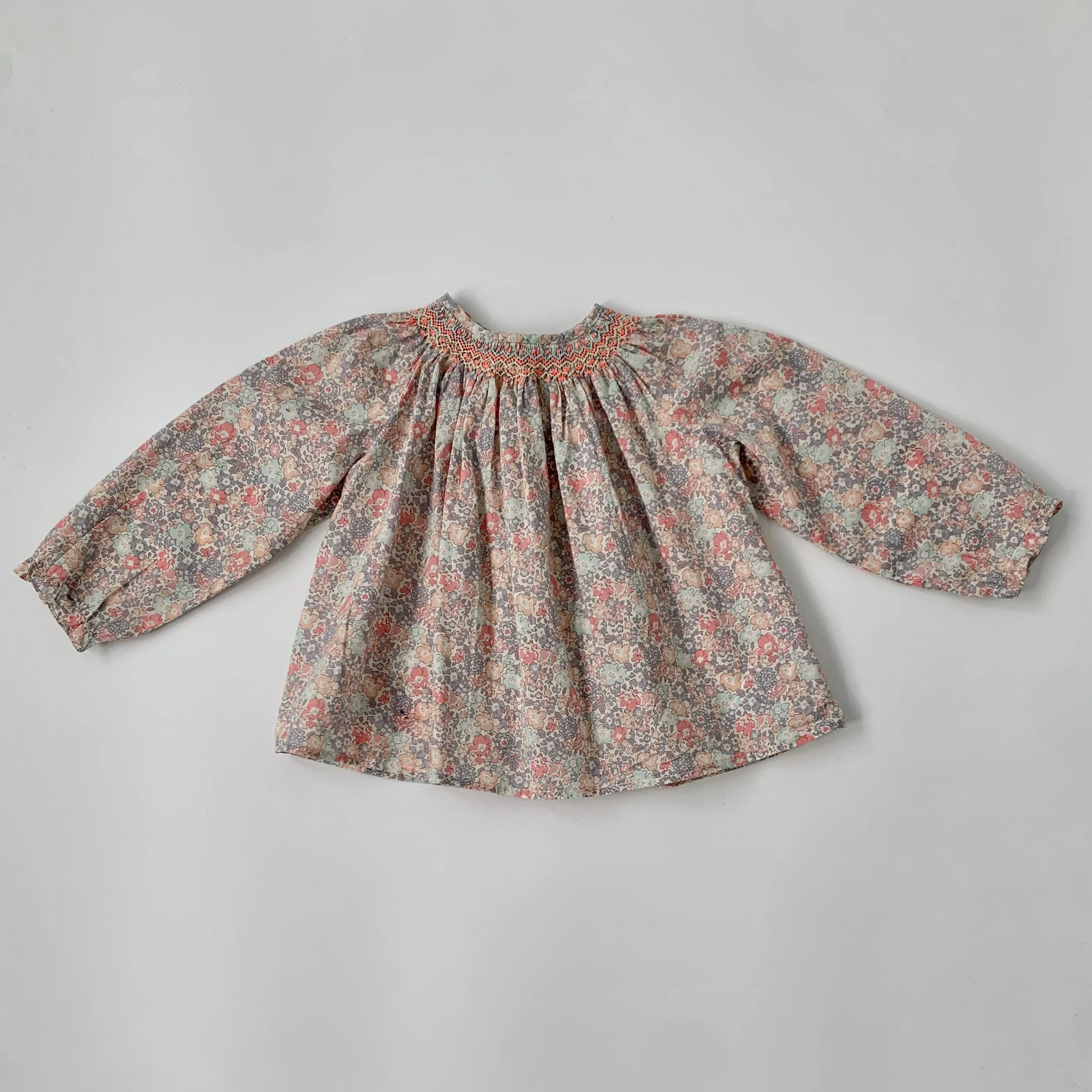 Bonpoint Pastel Hand Smocked Liberty Print Blouse: 2 Years