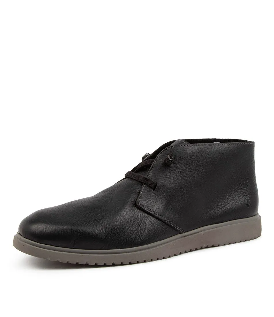 HUSH PUPPIES Everyday Chukka Black