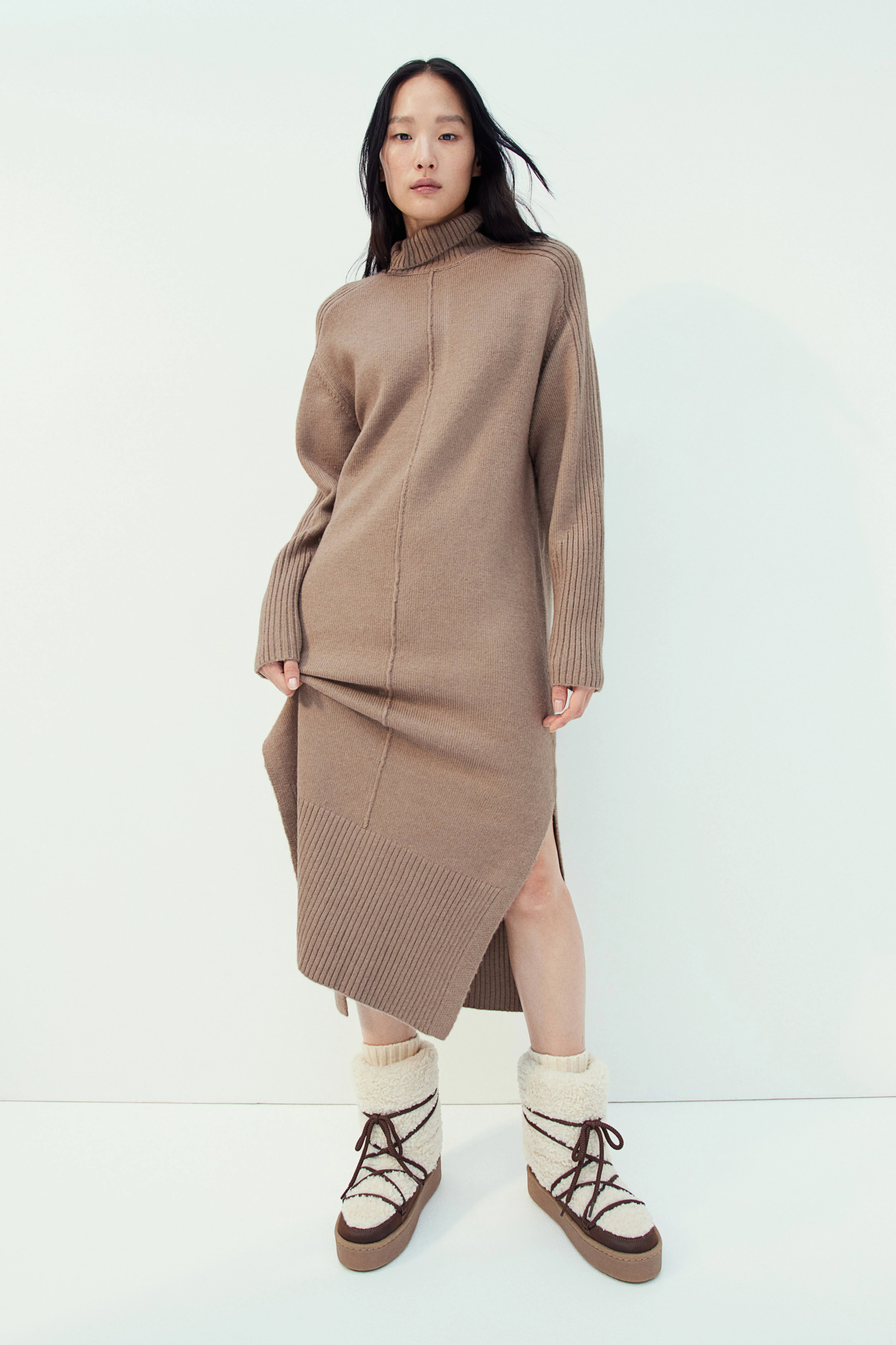 Knitted turtleneck dress - Turtleneck - Long sleeve - Brown - Ladies | H&M GB