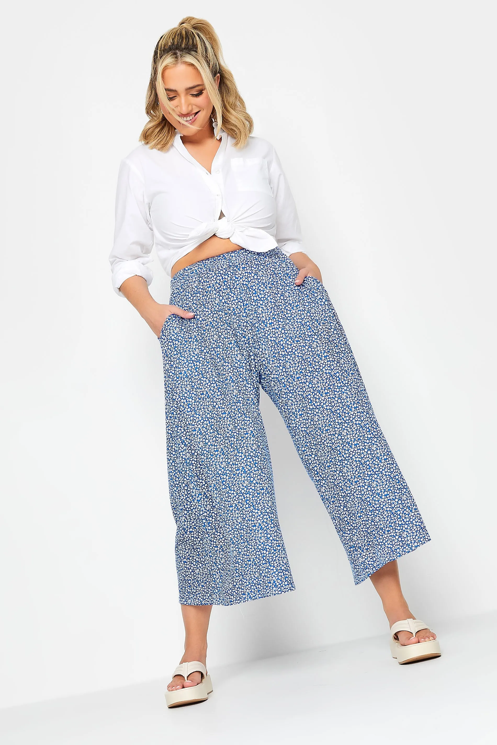 LIMITED COLLECTION Curve Blue Ditsy Print Extra Wide Leg Culottes