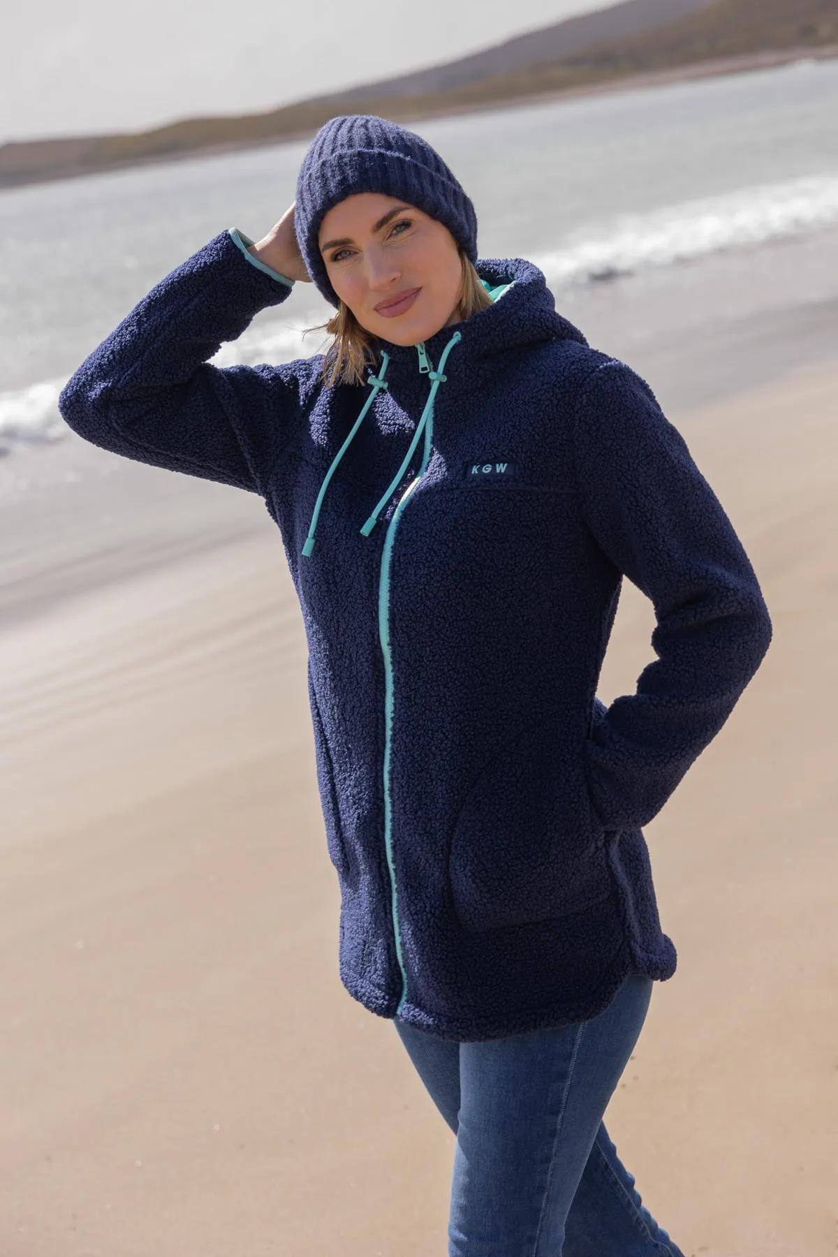 Longline Teddy Fleece in Navy