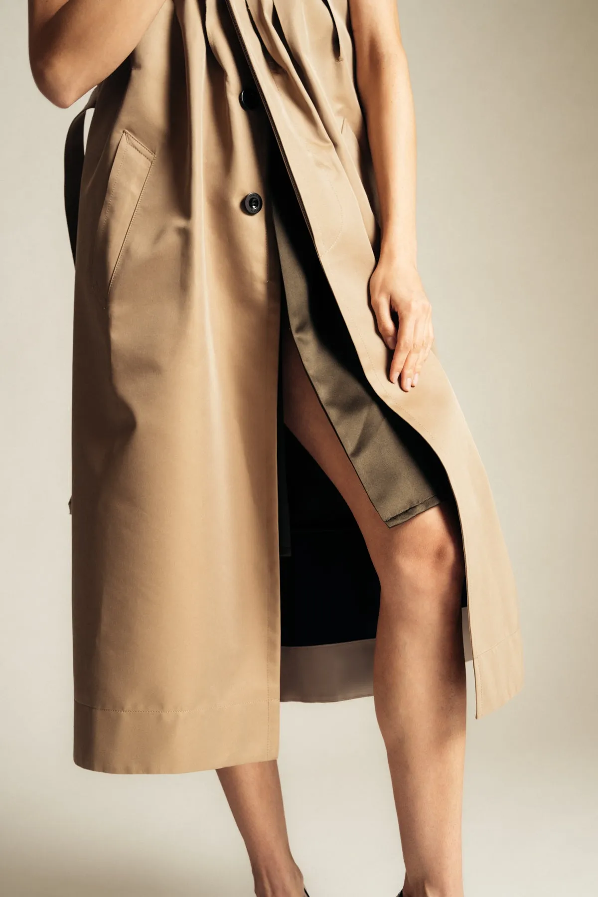 SACAI | GABARDINE COAT DRESS