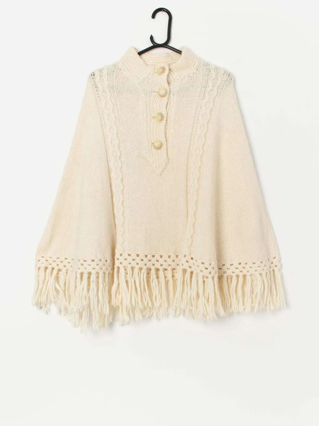 Vintage handknitted cream poncho with fringe detail – One size