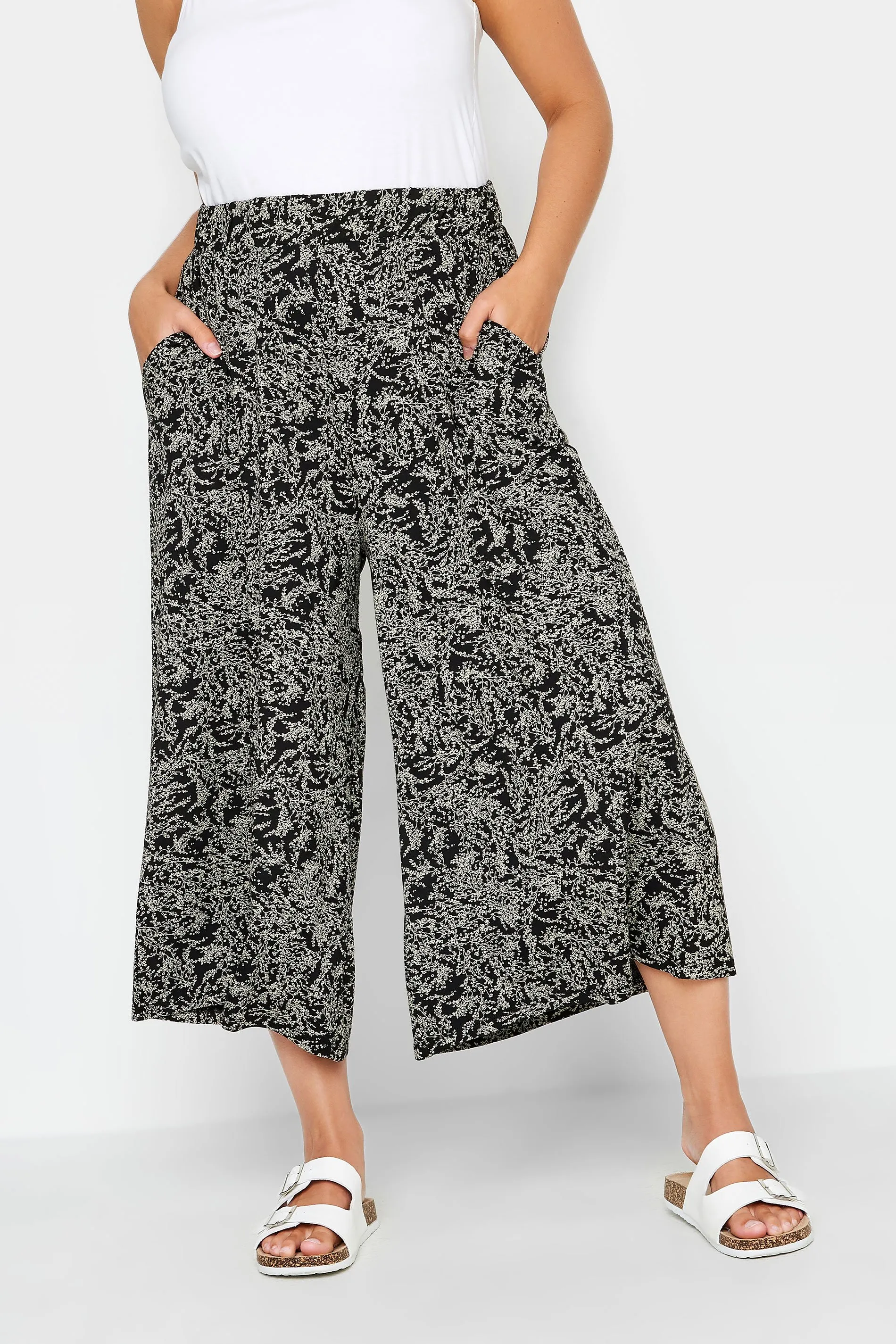 YOURS Curve Black Ditsy Floral Print Midaxi Culottes