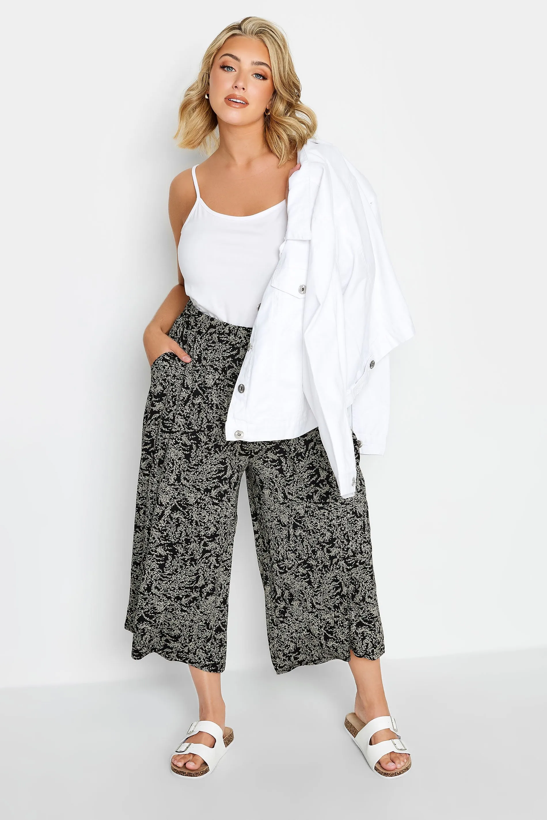 YOURS Curve Black Ditsy Floral Print Midaxi Culottes