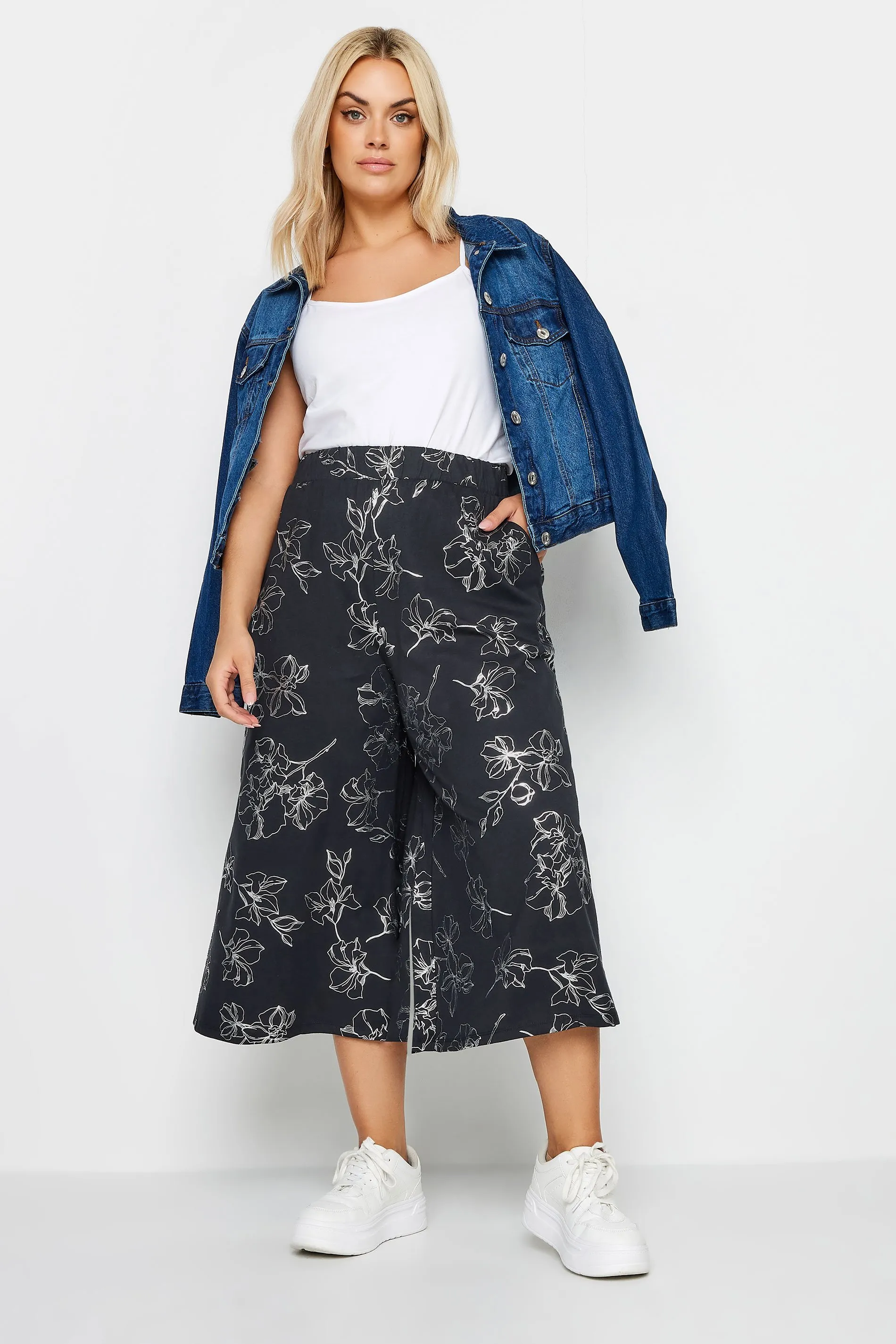 YOURS Curve Black Floral Foil Print Midaxi Culottes