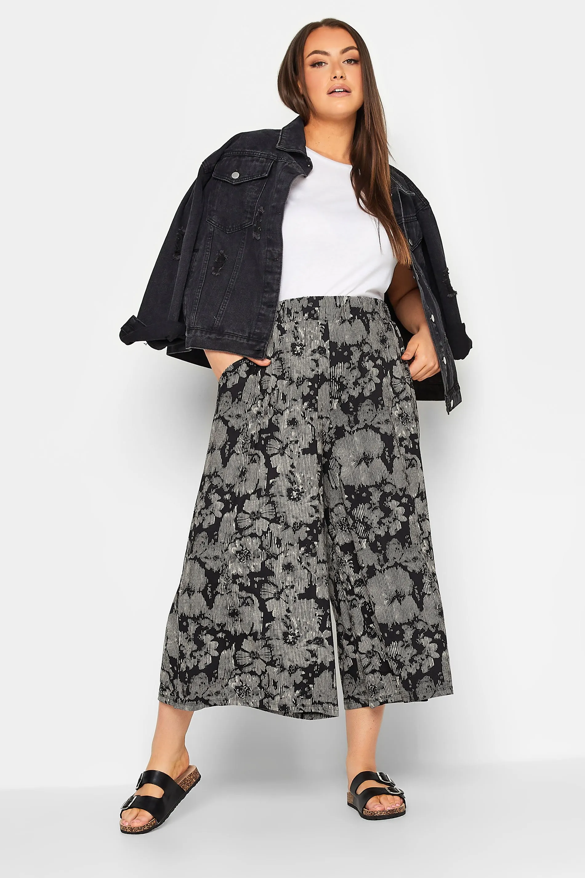 YOURS Curve Black Flower Print Midaxi Culottes