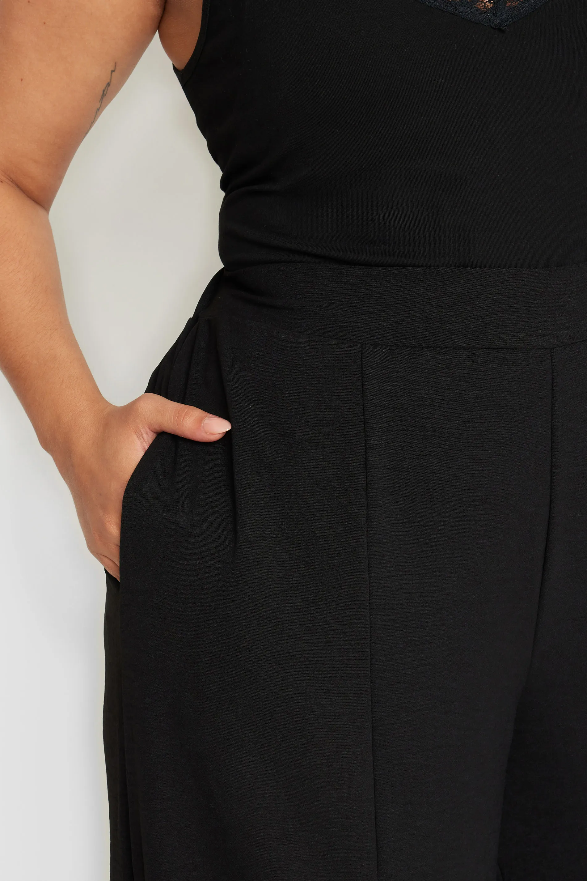 YOURS Curve Black Hammered Satin Wide Leg Culottes